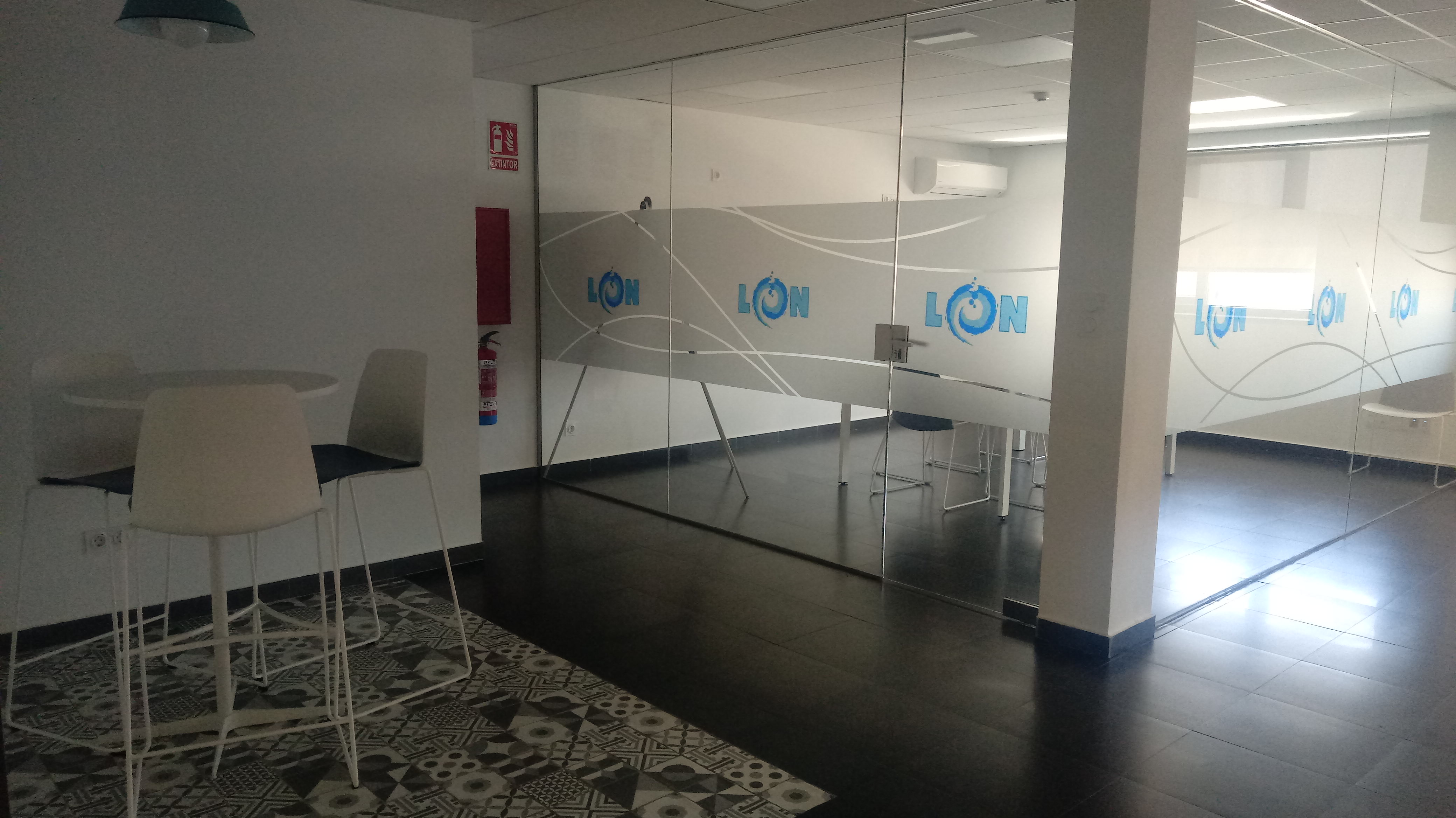 Grupo LON 4