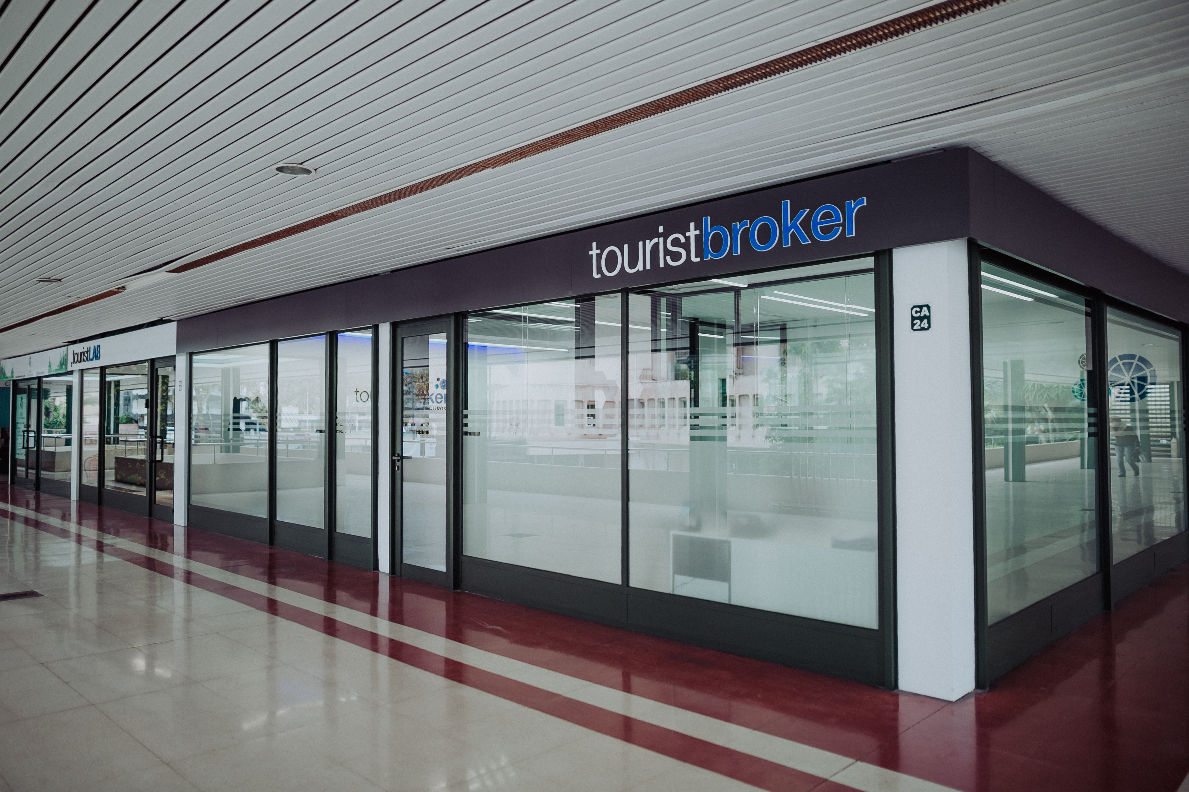 Tourist Lab 7